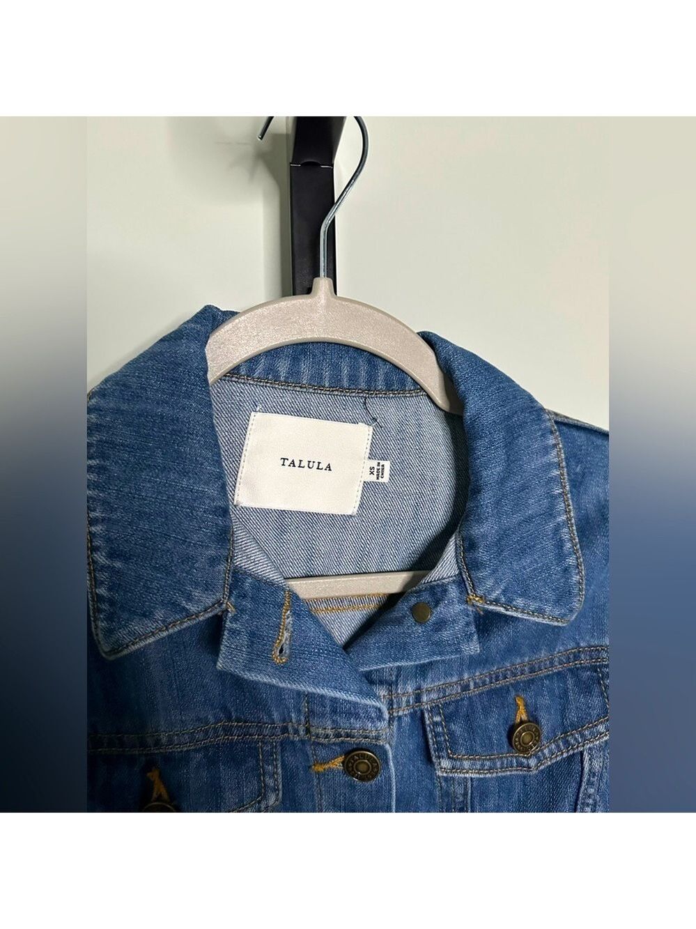 Aritzia Talula blue Denim jacket size XS-EUC Retail $125 - Picture 10 of 13